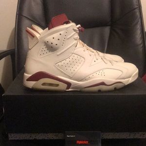Jordan 6 Maroon